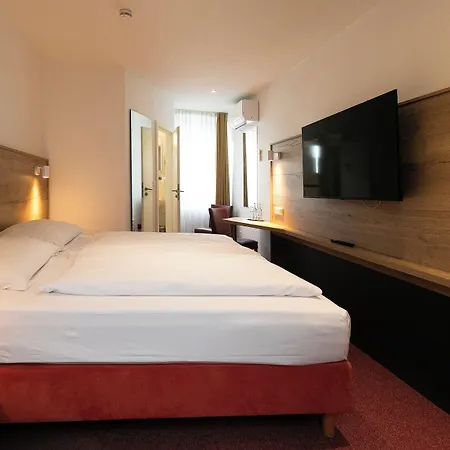 Hotel Mariaweiler Hof 3*