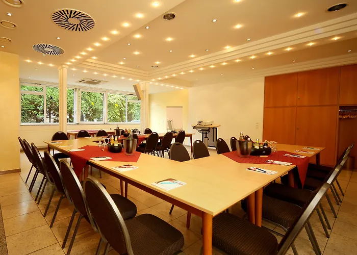 马瑞亚拉霍夫酒店 Düren - Eifel