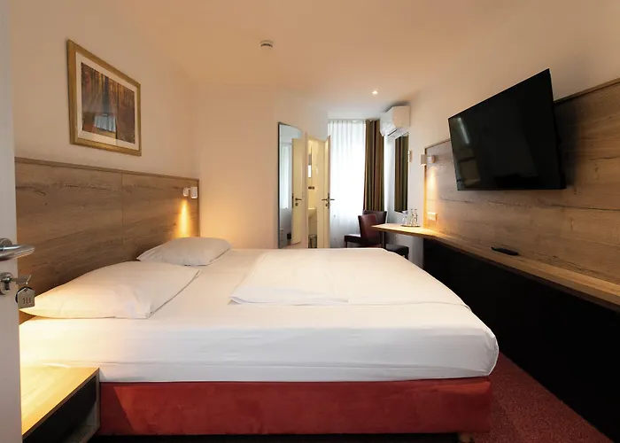 马瑞亚拉霍夫酒店 3* Düren - Eifel